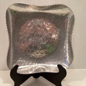 Vintage MCM BUENILUM Tulip Aluminum Tray